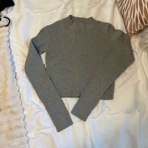 Brandy Melville Grey long sleeve fitted sweater top